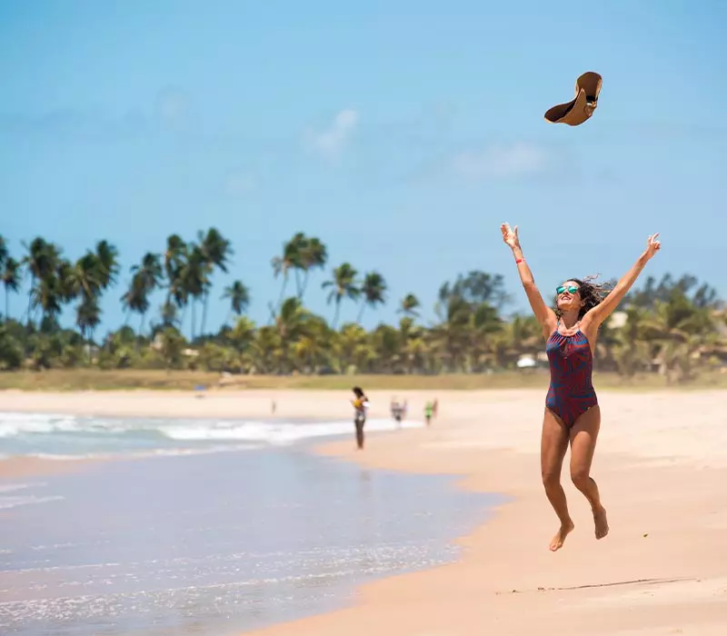 A praia de Guarajuba, casa do Vila Galé Marés na Bahia.
